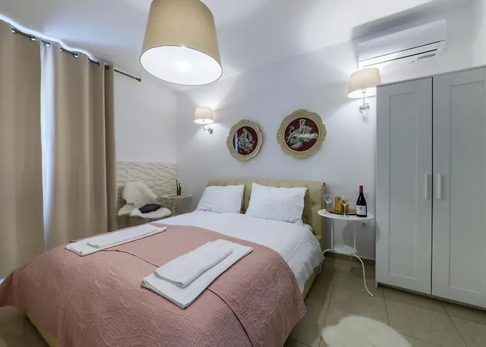 Garden With Shared Pool Pula