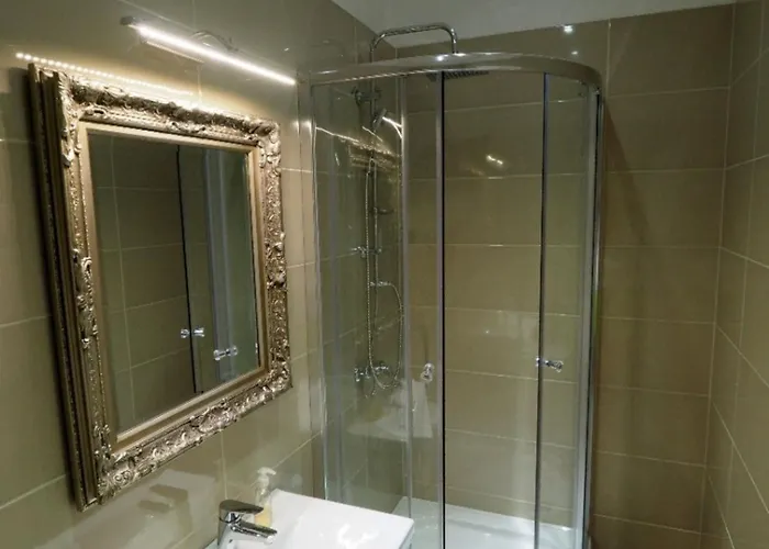 Garden With Shared Pool Διαμέρισμα Πούλα