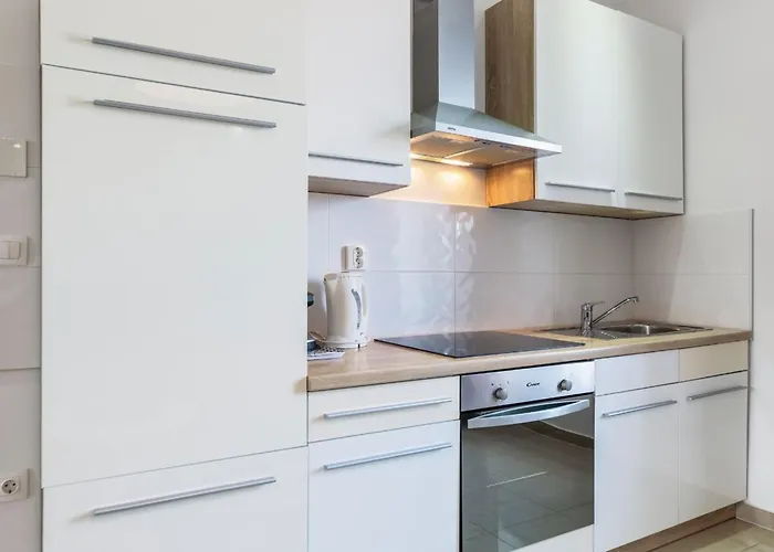 Garden With Shared Pool Διαμέρισμα